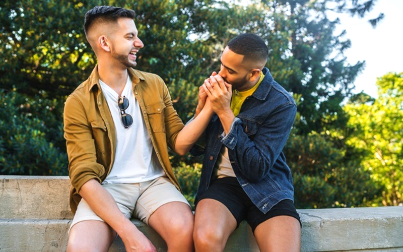Gay Dating 101: 7 Red Flags You Should Never Ignore image